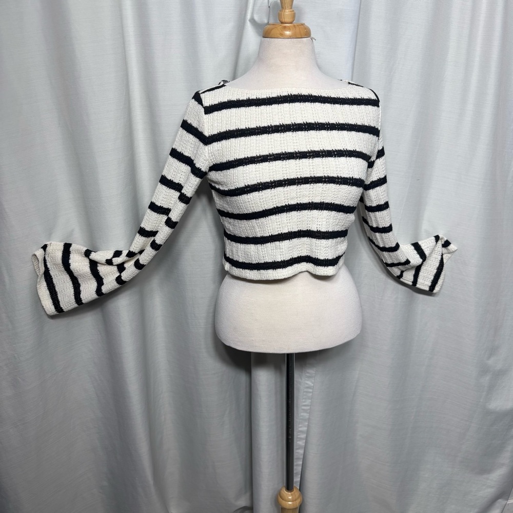 Dynamite Black‎ and White Striped Long Sleeve Crop Top wide Sleeve Small